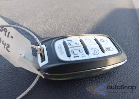 2017 Chrysler Pacifica Hybrid Platinum z USA, uszkodzony, nr VIN 2C4RC1N79HR822310